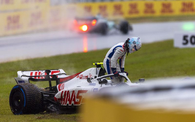F1 japan day1 post img