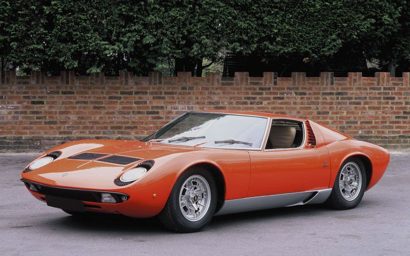 10 vintage sportscars post img miura